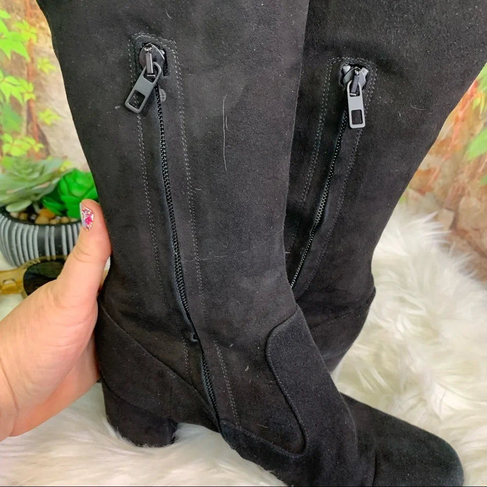 VINCE. Quiet Luxury Minimalist Blythe Black Suede Over the Knee Boots, 6M
